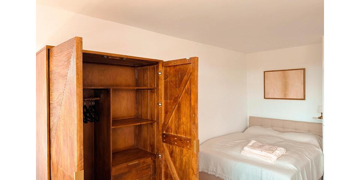 Wohnen auf Zeit Hamburg Barmbek-Süd - 1 Zimmer, 39 m&sup2;, 1.500&euro; | Angebot:26664777