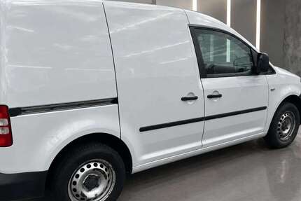 VW Caddy 152.000 km 9.900 &euro; Gardelegen 39649