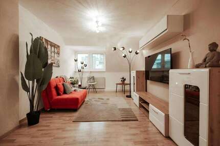 Zimmer Neuss Innenstadt - 2 Zimmer, 1.350&euro; | Angebot:26121630