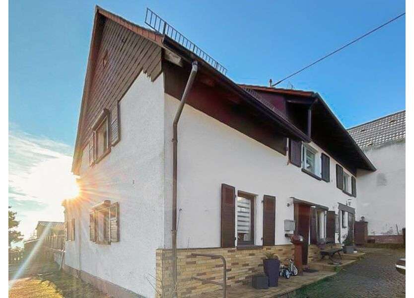 Haus zum Kaufen in Föckelberg 189.000 € 156 m²