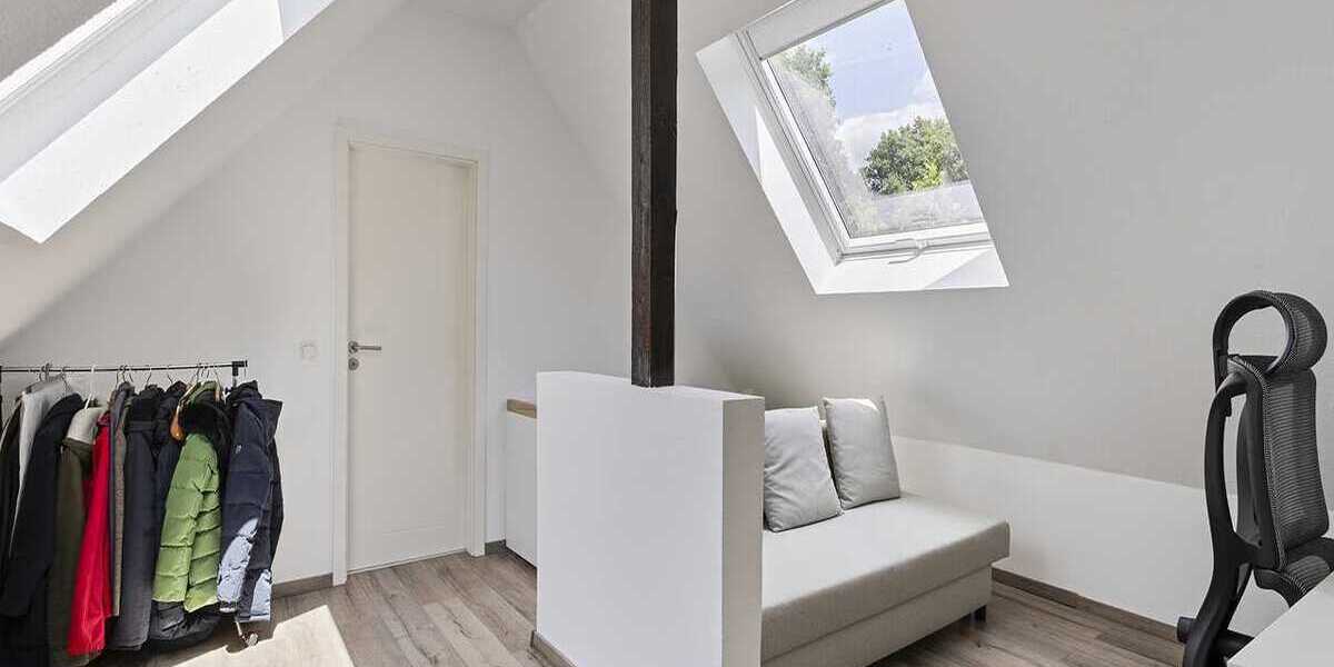 Vermietetes Zwei-Familien-Haus auf großem Grundstück in Ratingen-Hösel 1 zimmer