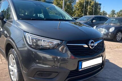 Opel Crossland (X) 91.400 km 8.990 &euro; Berlin 12681