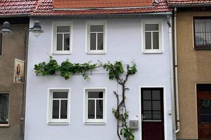 Haus Bürgel - 5 Zimmer, 120 m&sup2;, 225.000&euro; | Angebot:27082838