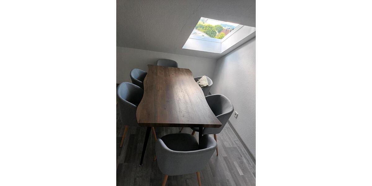 Dachgeschoßwohnung Rennerod - 4 Zimmer, 118 m&sup2;, 125.000&euro; | Angebot:26840332