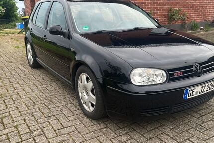 VW Golf 278.000 km 3.490 &euro; Rees 46459