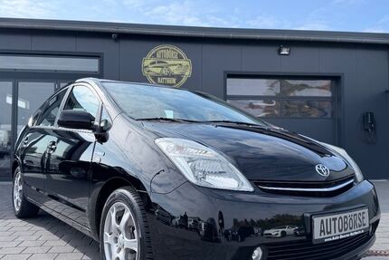 Toyota Prius 141.300 km 7.999 € Nattheim 89564
