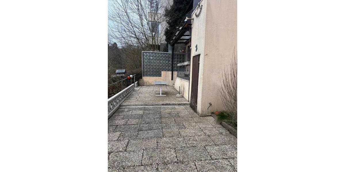 Doppelhaushälfte Solingen - 7 Zimmer, 166 m&sup2;, 290.000&euro; | Angebot:25048887