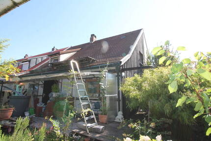 Landshut - Moniberg Reiheneckhaus 60 m² Wohnfläche - Komplettsanierung notwendig 3 zimmer