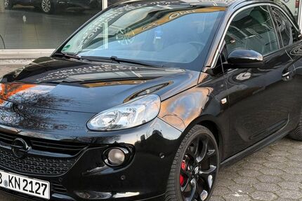 Opel Adam 63.500 km 11.990 &euro; Berlin 10555