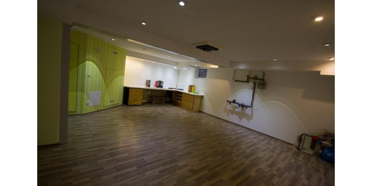 Doppelhaushälfte Tutzing - 5 Zimmer, 141 m&sup2;, 2.390&euro; | Angebot:24660608