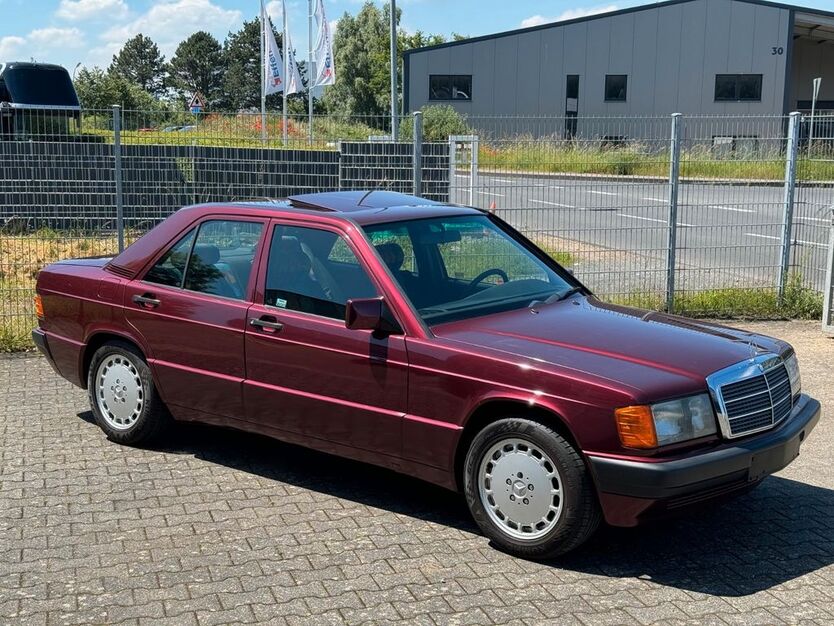 Mercedes-Benz 190 110.300 km 13.450 € Mechernich 53894