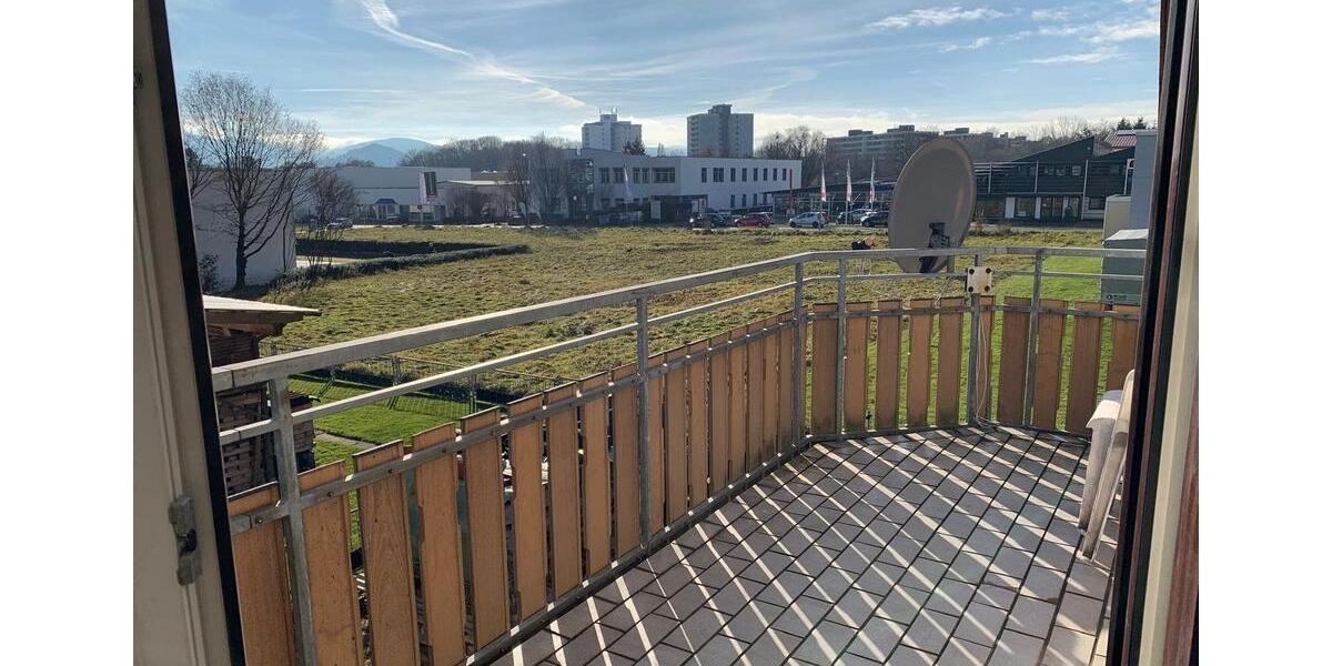 Dachgeschoßwohnung Reutlingen Sondelfingen - 4 Zimmer, 95 m&sup2;, 1.150&euro; | Angebot:24456926