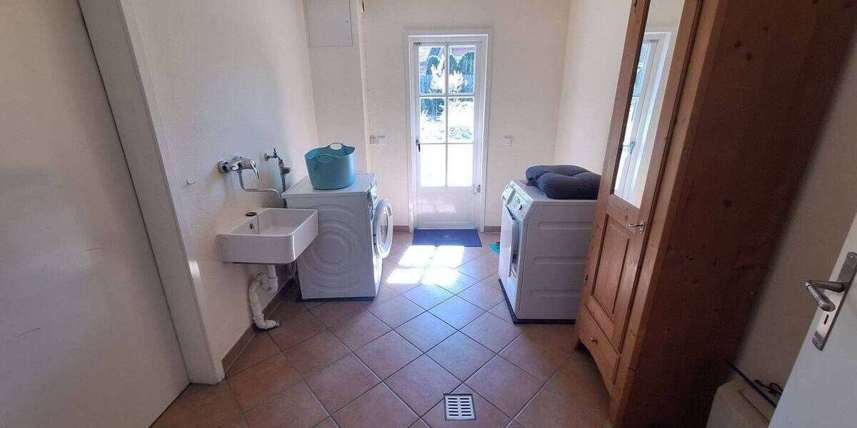 Einfamilienhaus Bad Oldesloe - 5 Zimmer, 180 m&sup2;, 1.655&euro; | Angebot:26417352