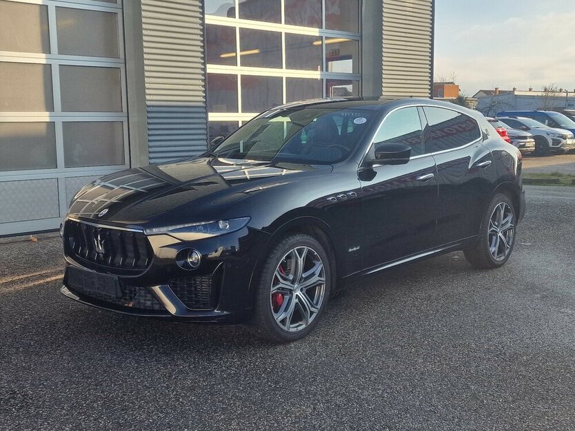 Maserati Levante Q4 Gran Sport Luftfederung 52.000 km 49.998 € Landau 76829