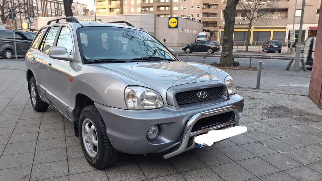 Hyundai SANTA FE 166.000 km 3.900 &euro; Mahlow 15831