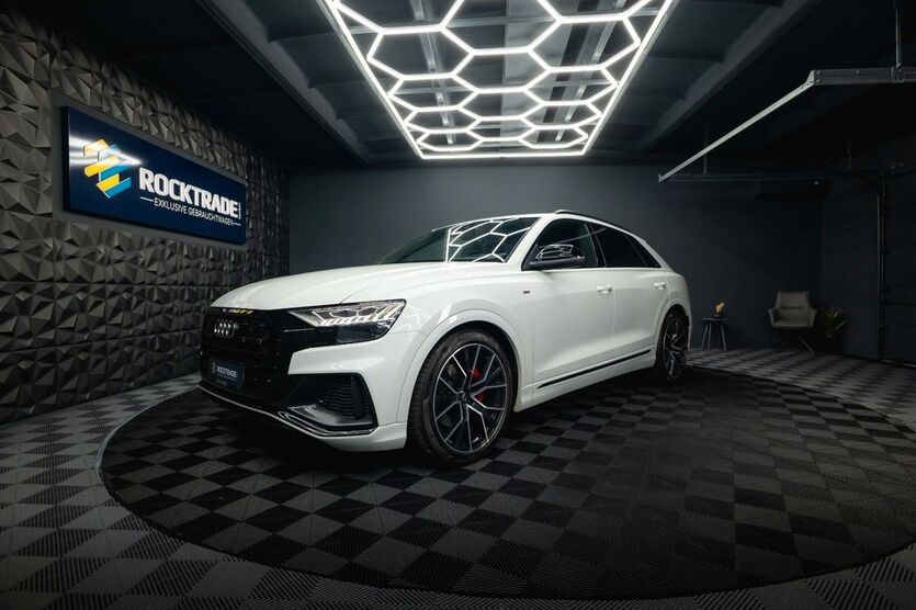 Audi Q8 199.985 km 39.990 € Leipzig 04178