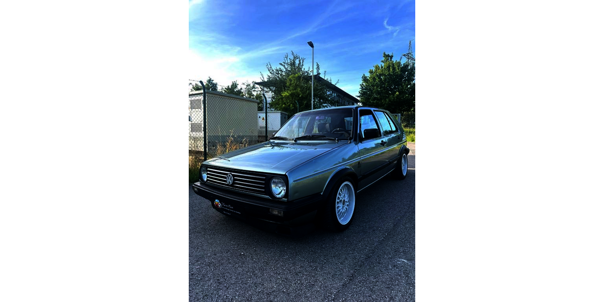 VW Golf 330.000 km 5.890 &euro; Pfullingen 72793