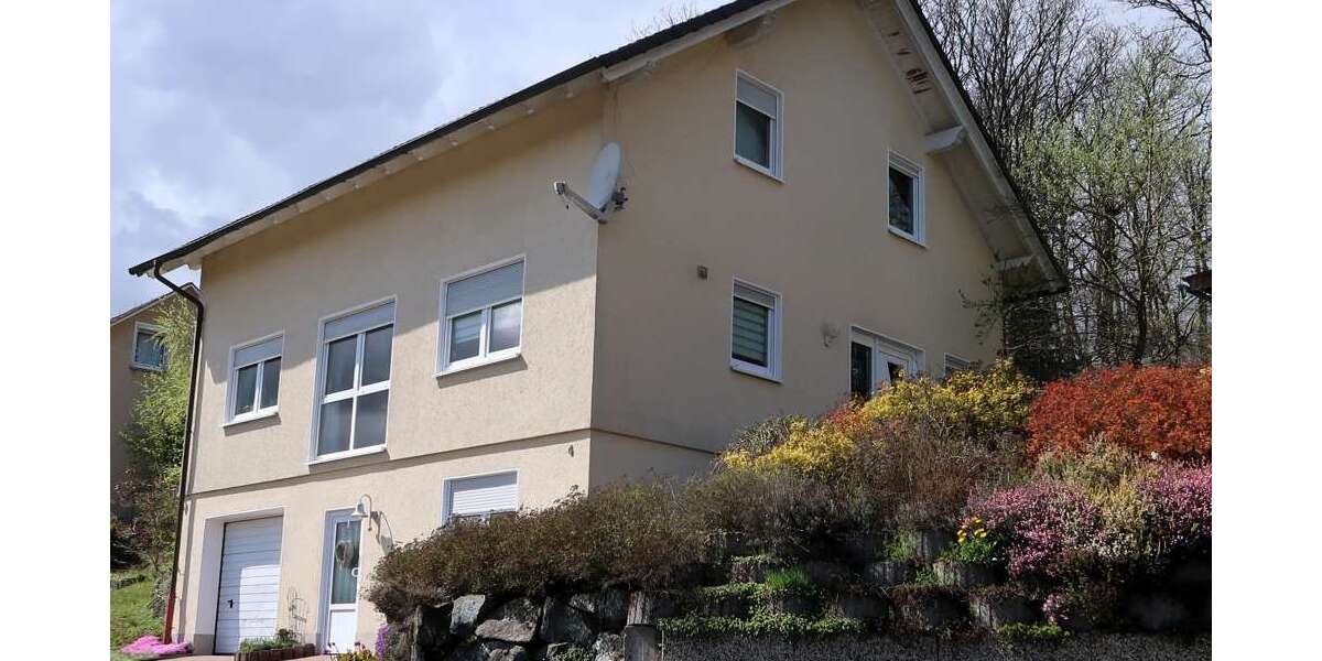 Einfamilienhaus Bad Laasphe / Fischelbach Fischelbach - 5 Zimmer, 128 m&sup2;, 280.000&euro; | Angebot:26368397