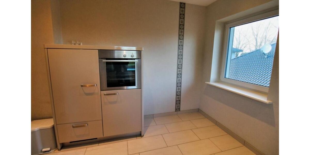 Dachgeschoßwohnung Langenhorn - 3 Zimmer, 76 m&sup2;, 840&euro; | Angebot:23523707