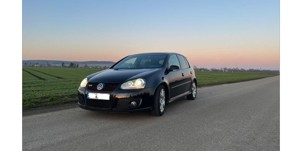 VW Golf 160.000 km 5.300 &euro; Höchstädt 89420