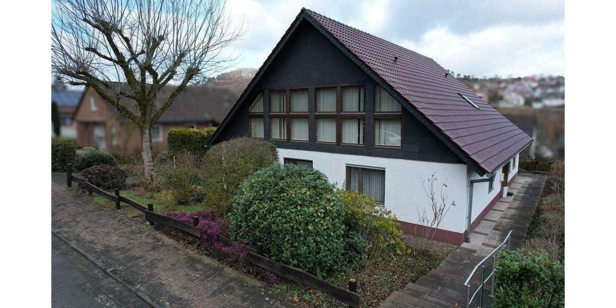 Einfamilienhaus Beverungen - 7 Zimmer, 192 m&sup2;, 249.000&euro; | Angebot:25261977