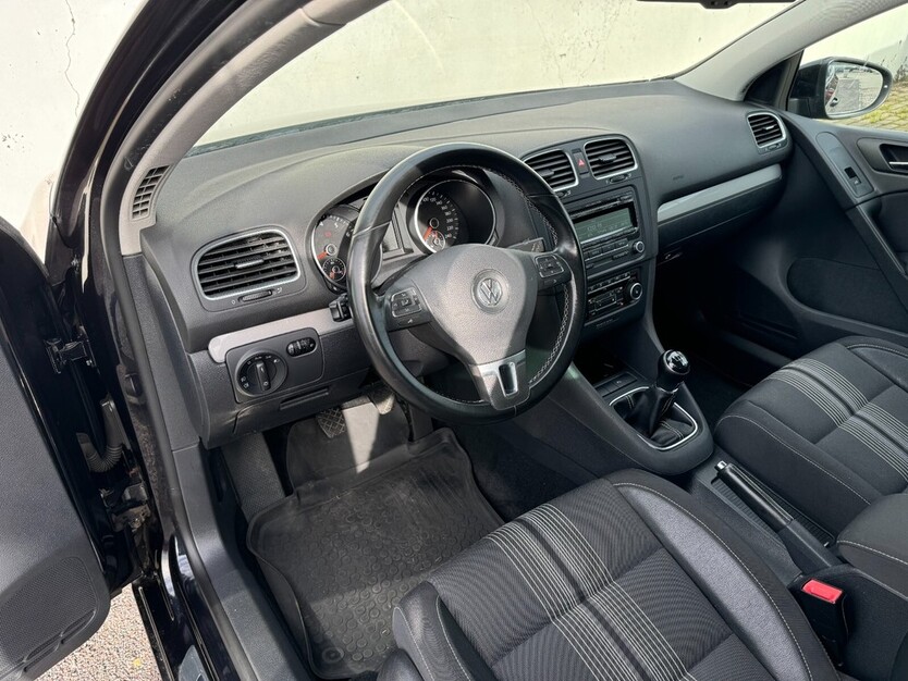 VW Golf 145.450 km 3.700 € Berlin 10178