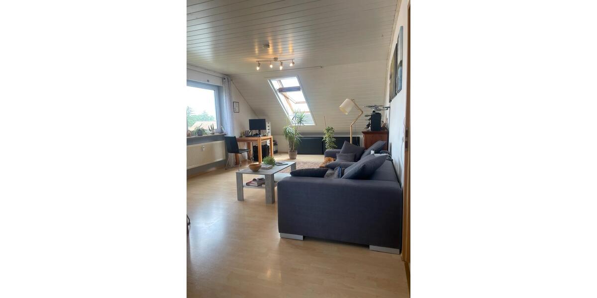 Dachgeschoßwohnung Bretzenheim - 2 Zimmer, 67 m&sup2;, 155.000&euro; | Angebot:27108683