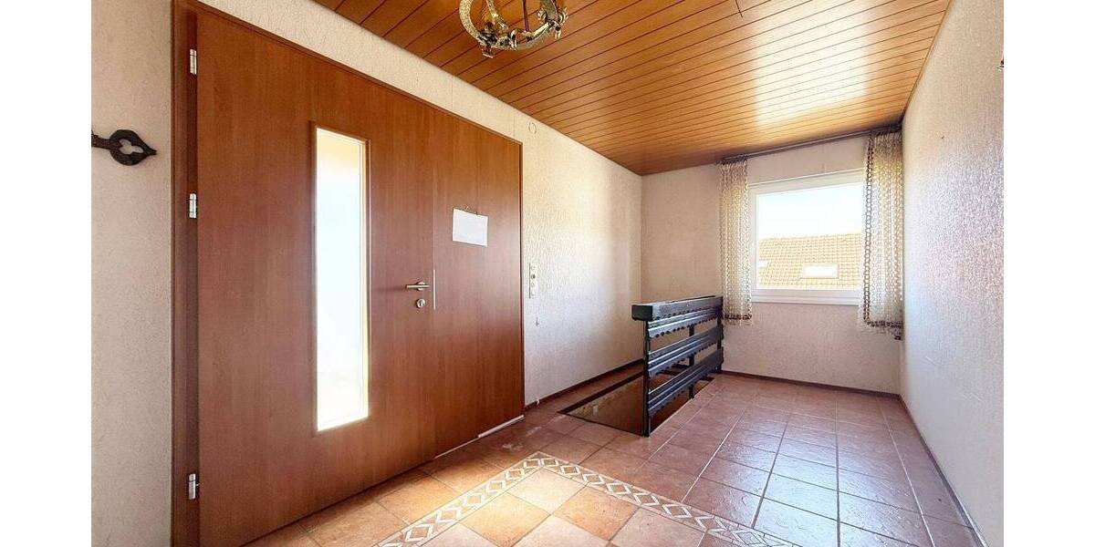 Einfamilienhaus Tuttlingen Nendingen - 6 Zimmer, 199 m&sup2;, 349.000&euro; | Angebot:26343237