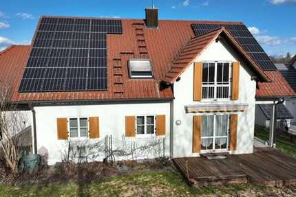 Haus Bad Neustadt - 7 Zimmer, 197 m&sup2;, 599.000&euro; | Angebot:25395457