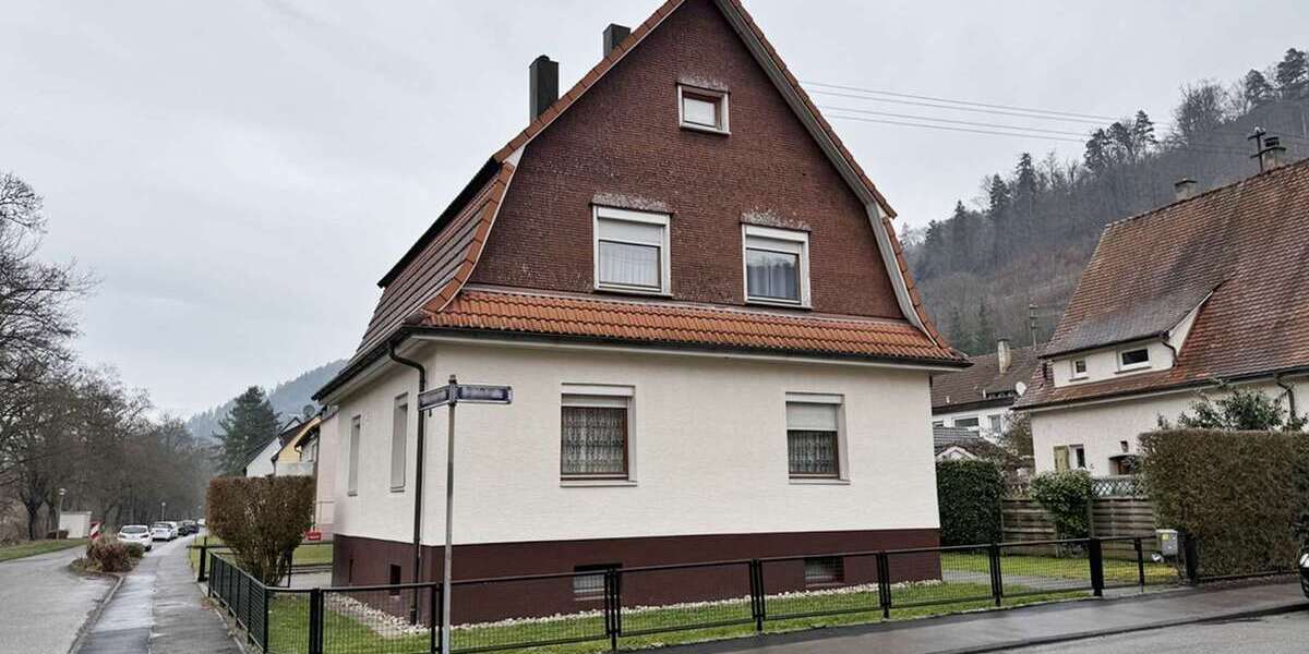 Haus zum Kaufen in Oberndorf am Neckar 359.000 € 152 m² 5 zimmer