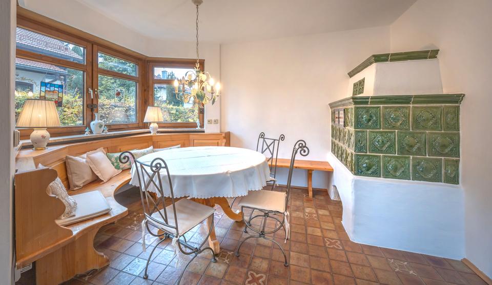 Lichtdurchflutetes Einfamilienhaus mit Süd-Ostterrasse und schönem Garten 6 zimmer