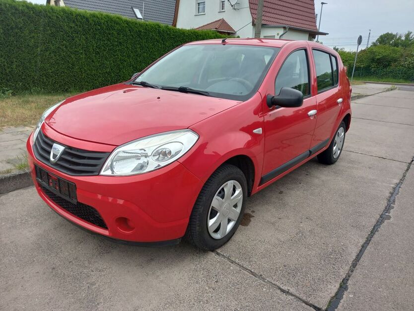 Dacia Sandero 110.000 km 2.000 € Genthin/OT Parchen 39307