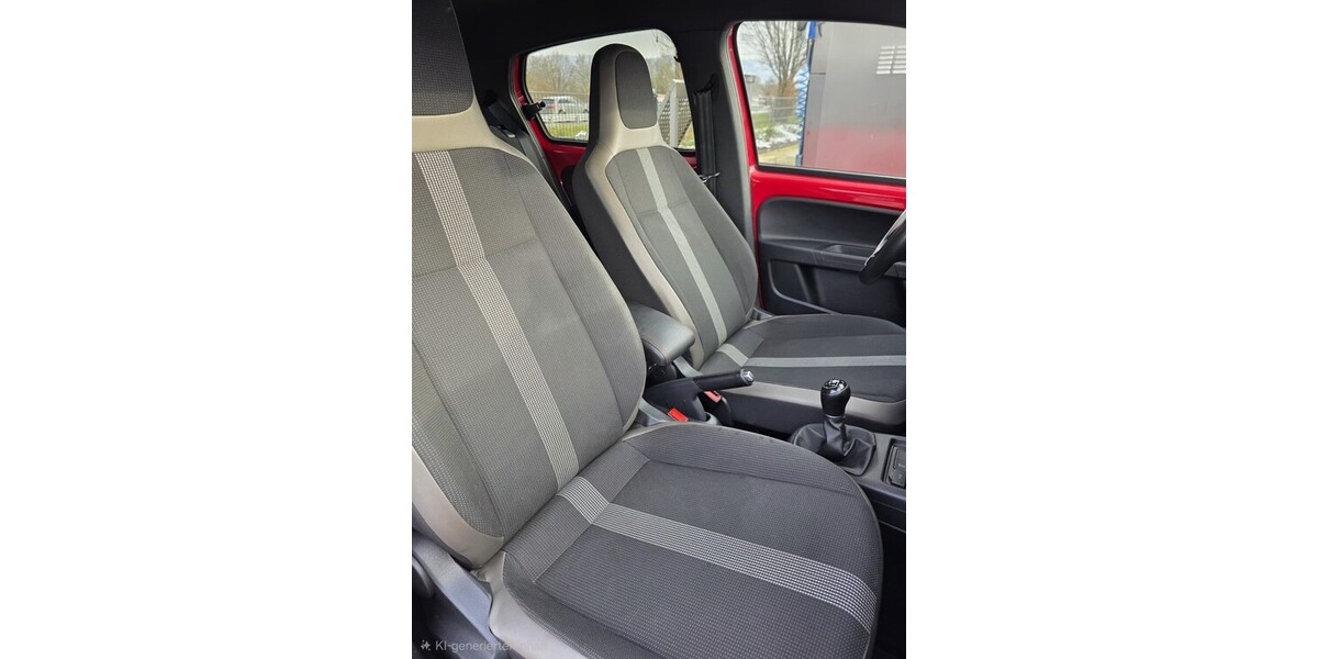 VW UP 176.500 km 6.300 &euro; Denkendorf 73770