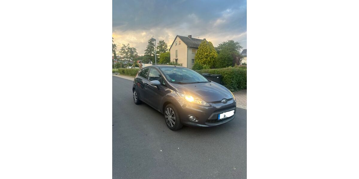 Ford Fiesta 89.250 km 5.900 &euro; Fritzlar 34560