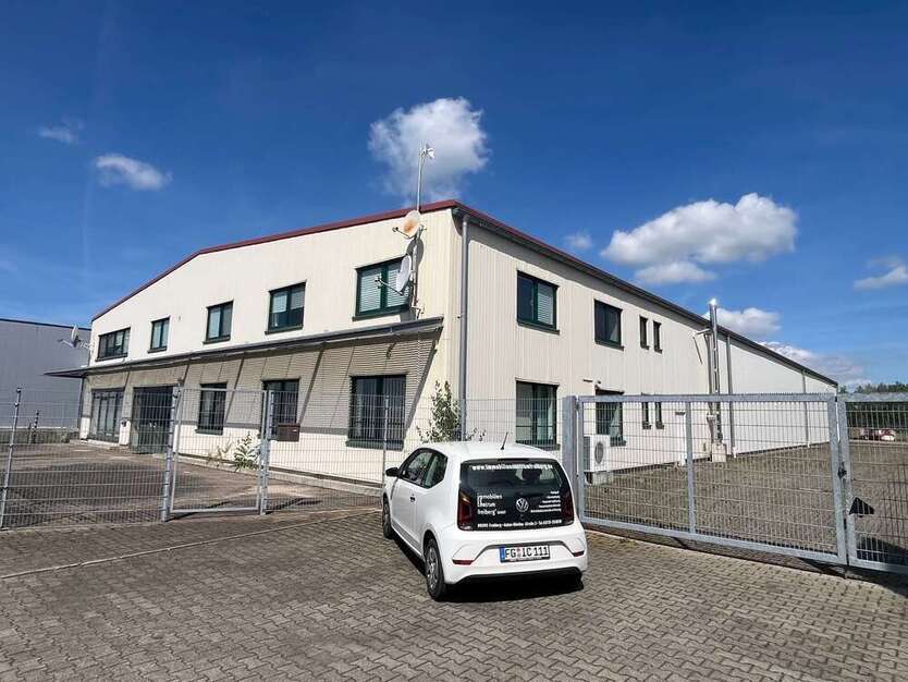 Halle in Brand Erbisdorf 7.200 € 1800 m²