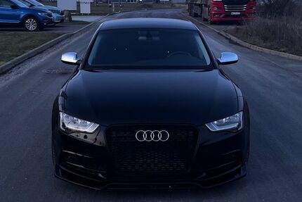 Audi A5 165.000 km 13.400 &euro; Naumburg 34311