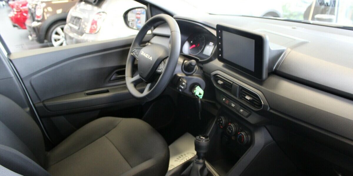 Dacia Sandero SCe 65 Essential - Klima - 18.622 km 13.480 &euro; Euskirchen 53881