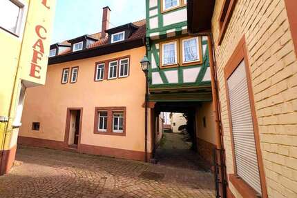 Haus Miltenberg - 7 Zimmer, 158 m&sup2;, 179.000&euro; | Angebot:26395558