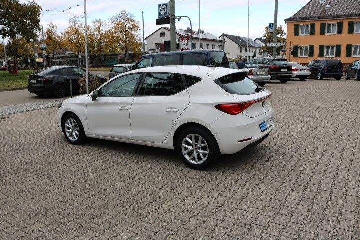 Seat Leon 89.910 km 15.410 € Karlsruhe 76131