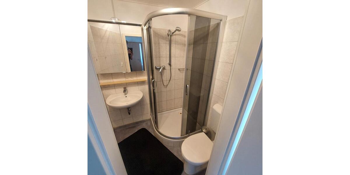 Etagenwohnung Landau an der Isar - 1.5 Zimmer, 29 m&sup2;, 375&euro; | Angebot:26381844