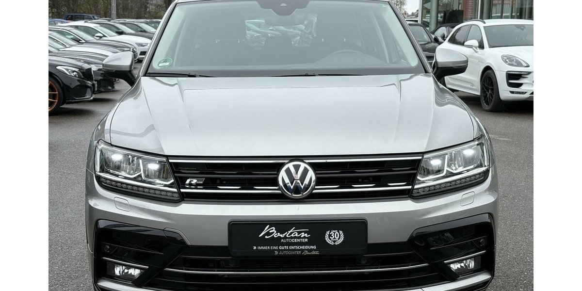 VW Tiguan 1.5 TSI RLine ACC/NAVI/AHK/SHZ/LED/1.HAND 73.187 km 25.800 &euro; Villingen-Schwenningen 78054