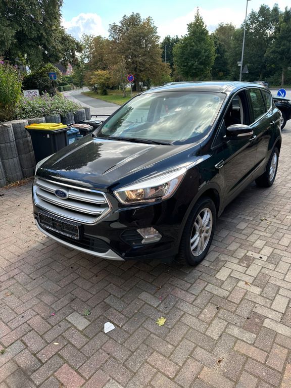Ford Kuga 98.327 km 12.500 € Bad Oldesloe 23843