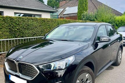 BMW iX2 5.500 km 43.700 &euro; Kröppelshagen 21529