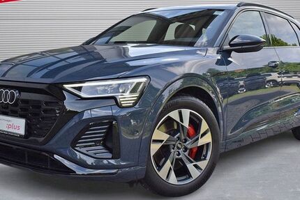 Audi Q8 35.800 km 68.480 € Verden 27283