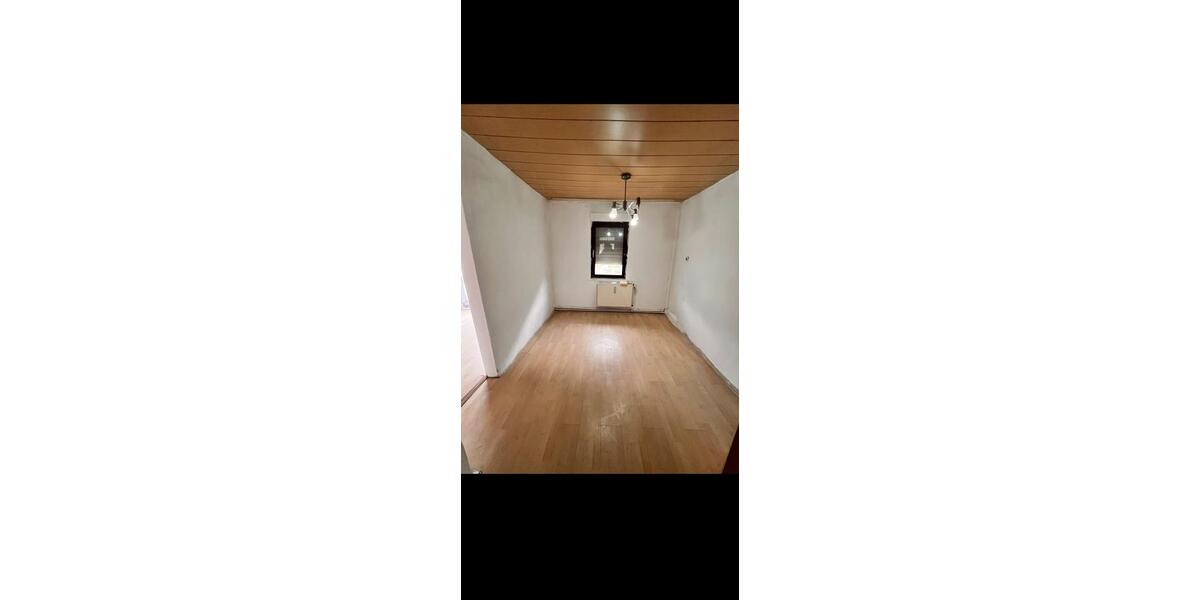 Mehrfamilienhaus, Wohnhaus Herdorf - 8 Zimmer, 229 m&sup2;, 145.000&euro; | Angebot:27121617