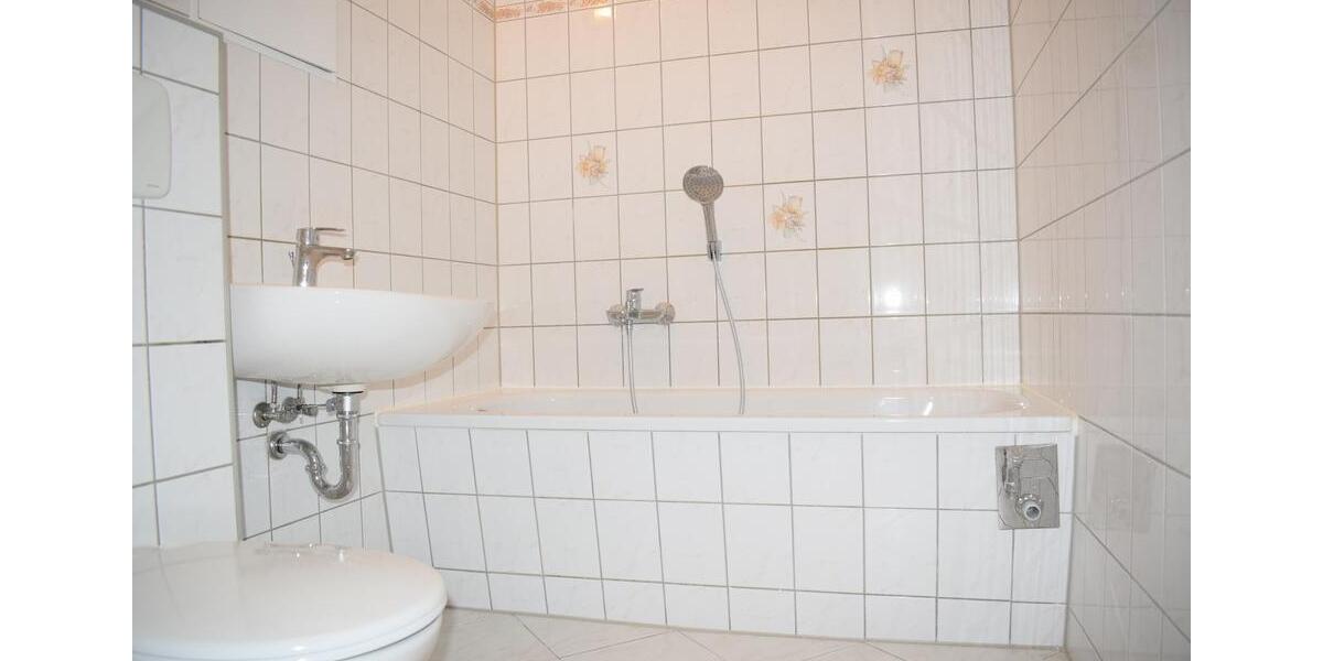 Etagenwohnung Gotha - 2 Zimmer, 57 m&sup2;, 345&euro; | Angebot:26251303