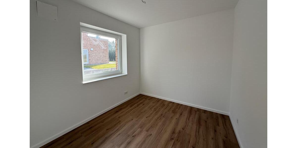 Doppelhaushälfte Toppenstedt - 5 Zimmer, 161 m&sup2;, 1.800&euro; | Angebot:25476122