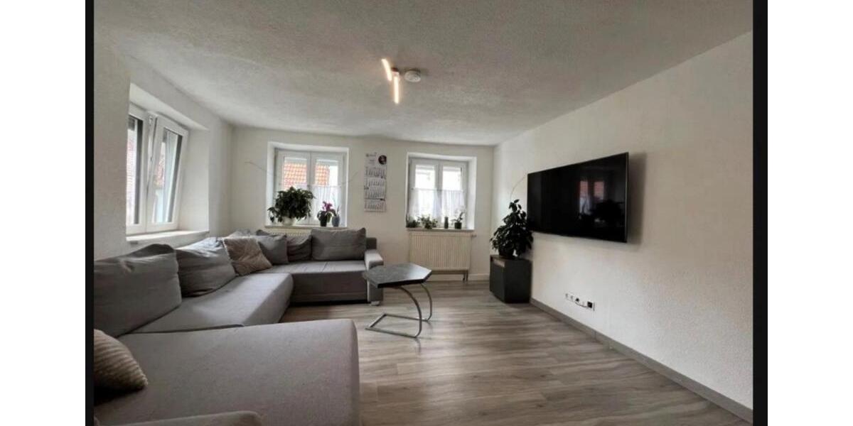 Doppelhaushälfte Weißenhorn - 8 Zimmer, 224 m&sup2;, 1.700&euro; | Angebot:25498251