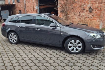 Opel Insignia 214.000 km 4.900 &euro; Großenlüder 36137