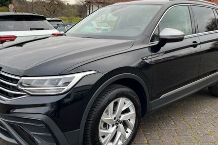 VW Tiguan Allspace 21.500 km 37.850 &euro; Fahrenbach 74864